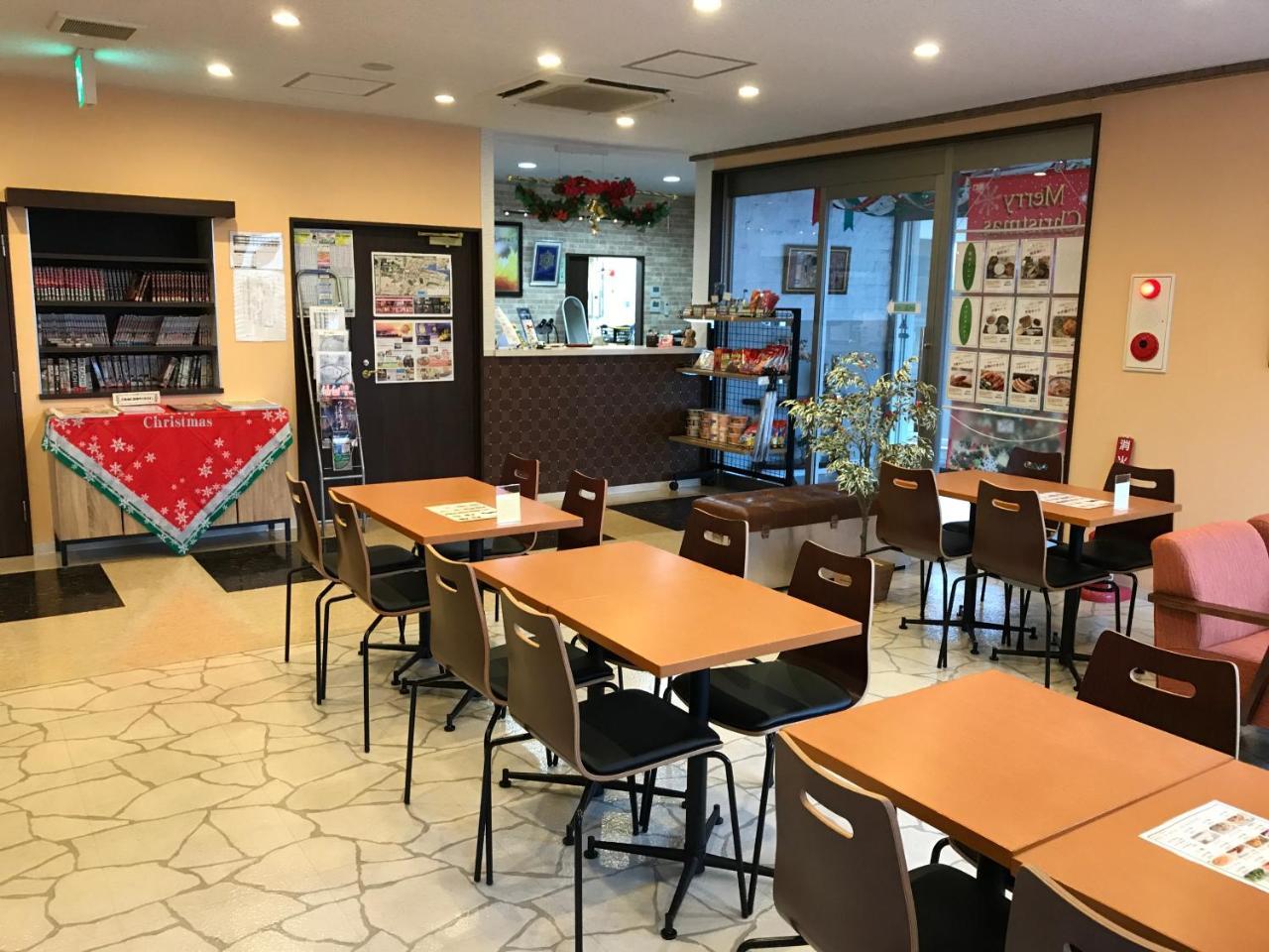 コンビニAyersRockホテル多賀城 多賀城市 エクステリア 写真