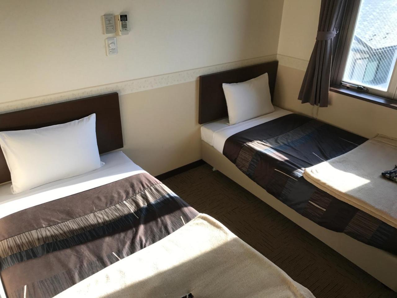 コンビニAyersRockホテル多賀城 多賀城市 エクステリア 写真
